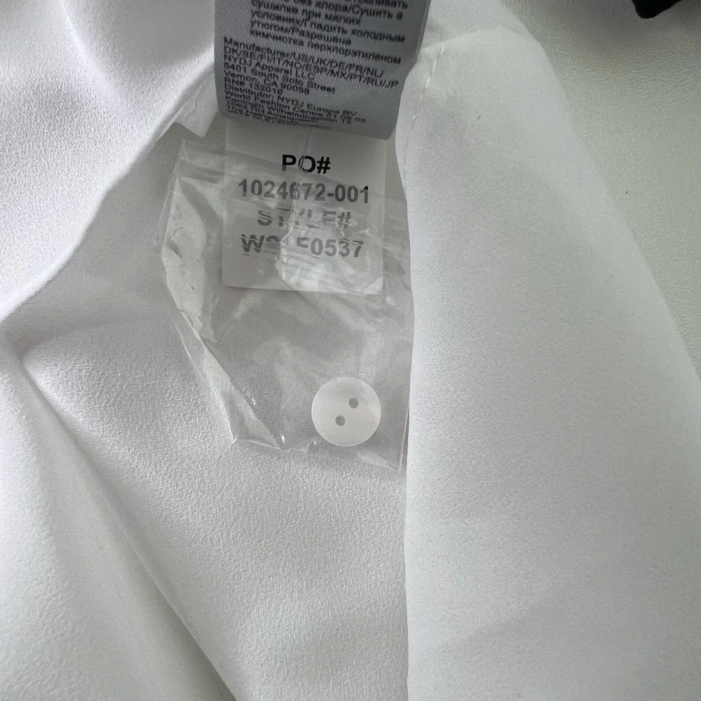 New Women’s NYDJ Pintuck Blouse Size 4X